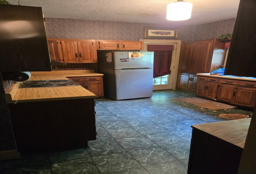 236 WILLOW DR, Adamsville, Tennessee 38310, 2 Bedroom Bedrooms, 7 Room Rooms,1 BathroomBathrooms,Residential,For Sale,WILLOW,0,10224694