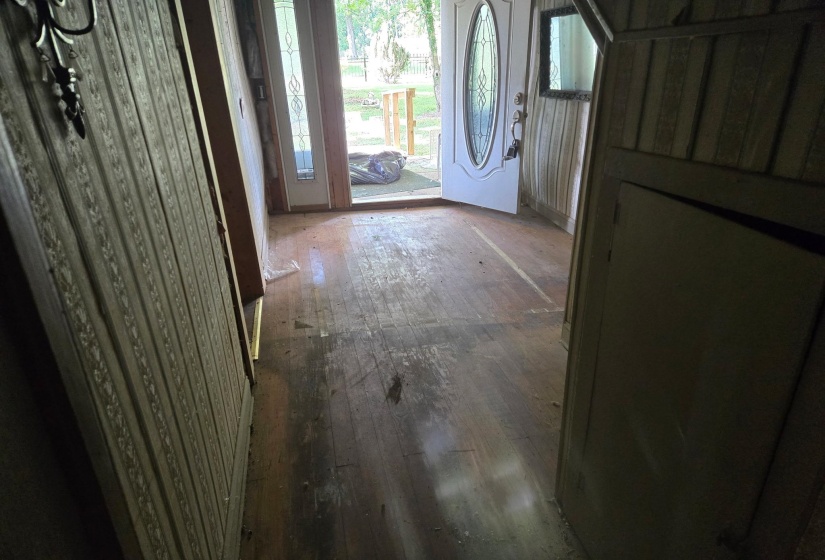 236 WILLOW DR, Adamsville, Tennessee 38310, 2 Bedroom Bedrooms, 7 Room Rooms,1 BathroomBathrooms,Residential,For Sale,WILLOW,0,10224694