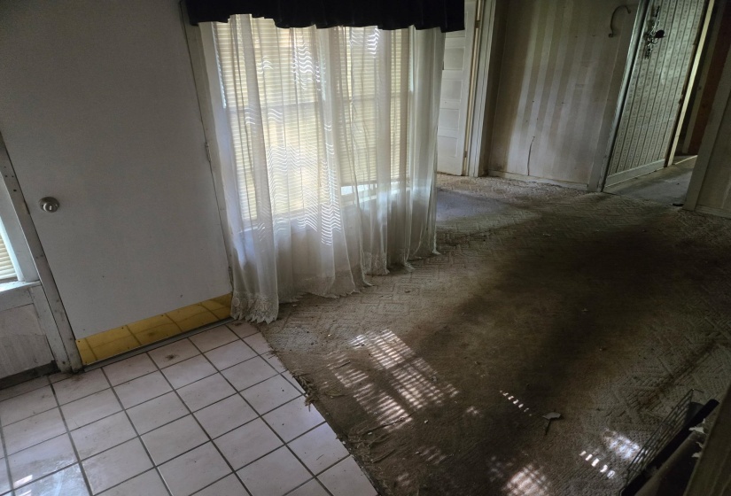 236 WILLOW DR, Adamsville, Tennessee 38310, 2 Bedroom Bedrooms, 7 Room Rooms,1 BathroomBathrooms,Residential,For Sale,WILLOW,0,10224694