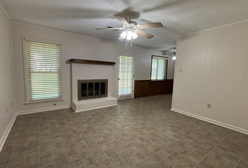 1153 VERLINGTON DR, Collierville, Tennessee 38017, 3 Bedrooms Bedrooms, 5 Rooms Rooms,2 BathroomsBathrooms,Rental Properties,For Sale,VERLINGTON,10224500