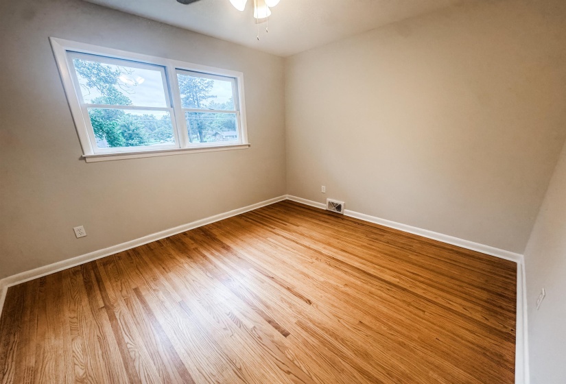 5504 NORMANDY RD, Memphis, Tennessee 38120, 3 Bedrooms Bedrooms, 7 Rooms Rooms,2.1 BathroomsBathrooms,Rental Properties,For Sale,NORMANDY,10224704