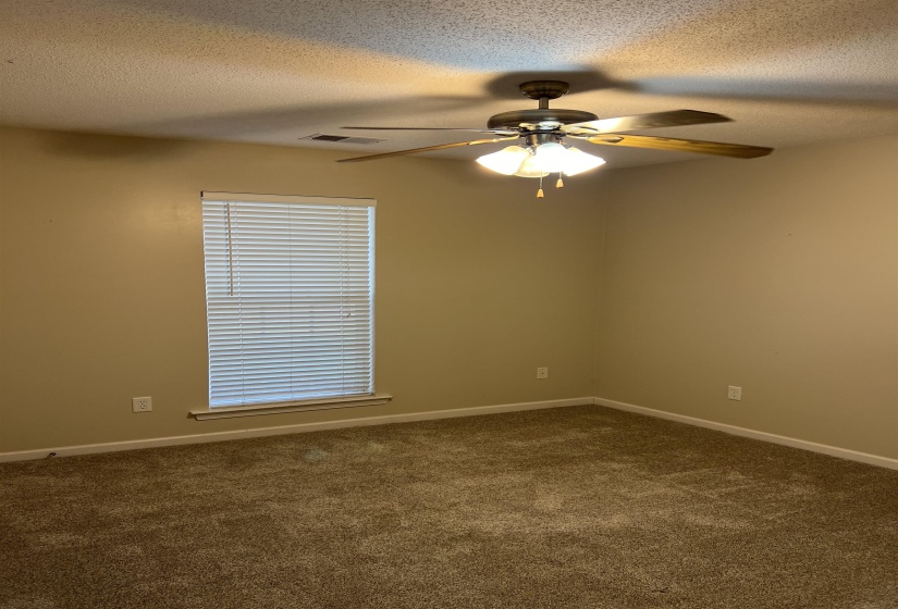 9837 OLDHAM DR, Cordova, Tennessee 38016, 3 Bedrooms Bedrooms, 7 Rooms Rooms,2 BathroomsBathrooms,Rental Properties,For Sale,OLDHAM,10224741