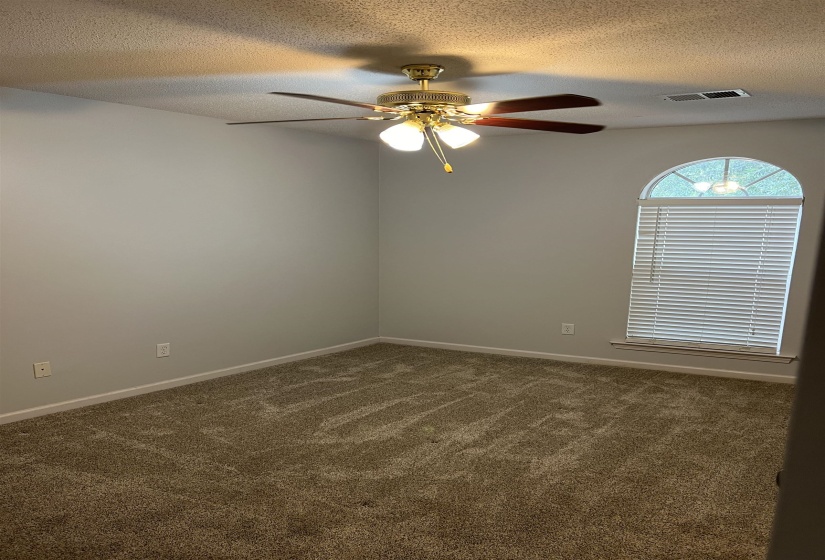 9837 OLDHAM DR, Cordova, Tennessee 38016, 3 Bedrooms Bedrooms, 7 Rooms Rooms,2 BathroomsBathrooms,Rental Properties,For Sale,OLDHAM,10224741