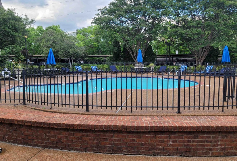 5400 PARK AVE, Memphis, Tennessee 38119, 1 Bedroom Bedrooms, 3 Rooms Rooms,1 BathroomBathrooms,Residential,For Sale,PARK,10224703