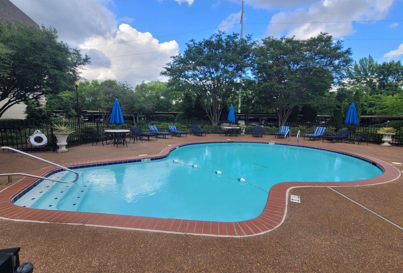 5400 PARK AVE, Memphis, Tennessee 38119, 1 Bedroom Bedrooms, 3 Rooms Rooms,1 BathroomBathrooms,Residential,For Sale,PARK,10224703