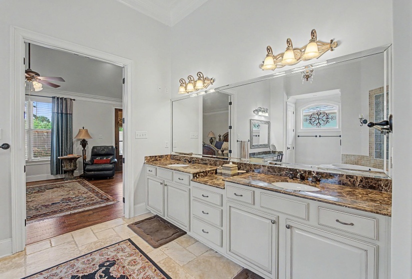 525 OGILIE CV, Collierville, Tennessee 38017, 4 Bedrooms Bedrooms, 9 Rooms Rooms,3 BathroomsBathrooms,Residential,For Sale,OGILIE,10224706