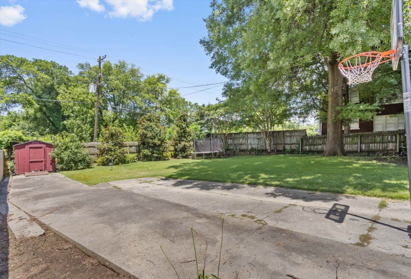 111 STONEWALL ST, Memphis, Tennessee 38104, 3 Bedrooms Bedrooms, 6 Rooms Rooms,2 BathroomsBathrooms,Residential,For Sale,STONEWALL,10224718