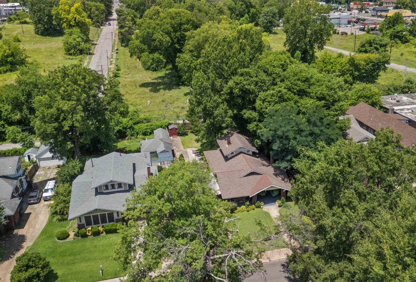 111 STONEWALL ST, Memphis, Tennessee 38104, 3 Bedrooms Bedrooms, 6 Rooms Rooms,2 BathroomsBathrooms,Residential,For Sale,STONEWALL,10224718