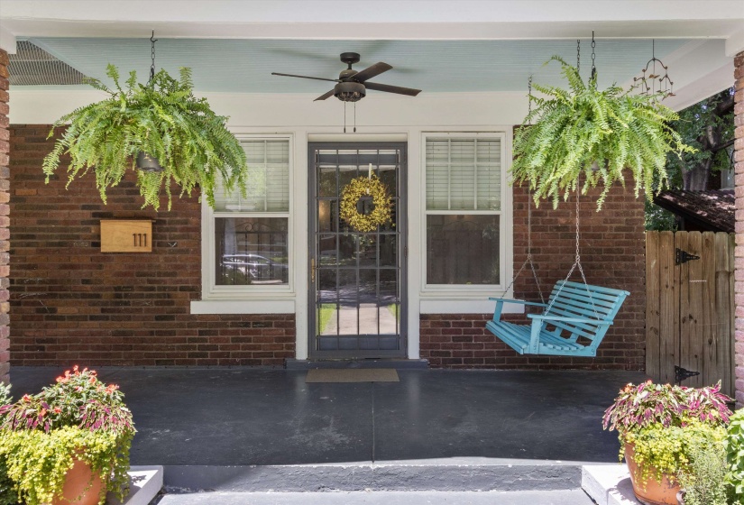 111 STONEWALL ST, Memphis, Tennessee 38104, 3 Bedrooms Bedrooms, 6 Rooms Rooms,2 BathroomsBathrooms,Residential,For Sale,STONEWALL,10224718