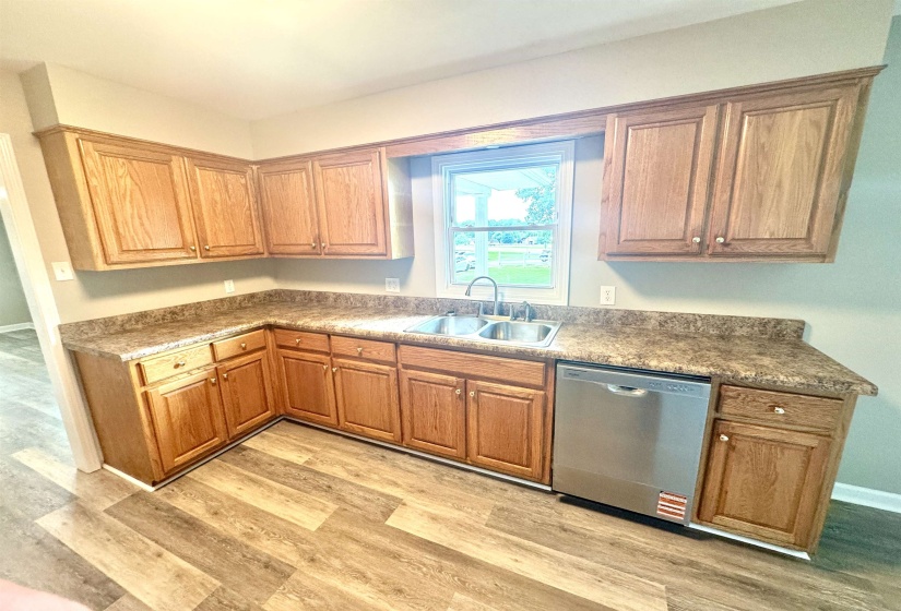 738 AMERICAN WAY, Ripley, Tennessee 38063, 3 Bedrooms Bedrooms, 6 Rooms Rooms,1.1 BathroomsBathrooms,Residential,For Sale,AMERICAN,10224720