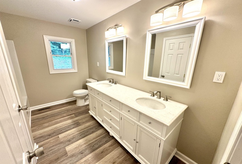 738 AMERICAN WAY, Ripley, Tennessee 38063, 3 Bedrooms Bedrooms, 6 Rooms Rooms,1.1 BathroomsBathrooms,Residential,For Sale,AMERICAN,10224720