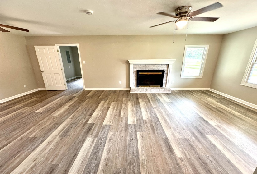 738 AMERICAN WAY, Ripley, Tennessee 38063, 3 Bedrooms Bedrooms, 6 Rooms Rooms,1.1 BathroomsBathrooms,Residential,For Sale,AMERICAN,10224720