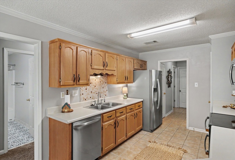 7228 SHADY OAKS DR, Bartlett, Tennessee 38133, 4 Bedrooms Bedrooms, 8 Rooms Rooms,2 BathroomsBathrooms,Residential,For Sale,SHADY OAKS,10224722