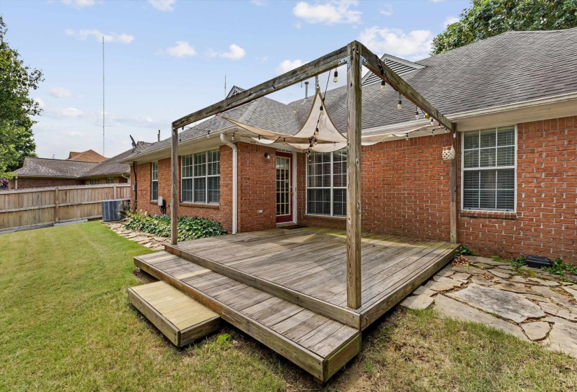 7228 SHADY OAKS DR, Bartlett, Tennessee 38133, 4 Bedrooms Bedrooms, 8 Rooms Rooms,2 BathroomsBathrooms,Residential,For Sale,SHADY OAKS,10224722