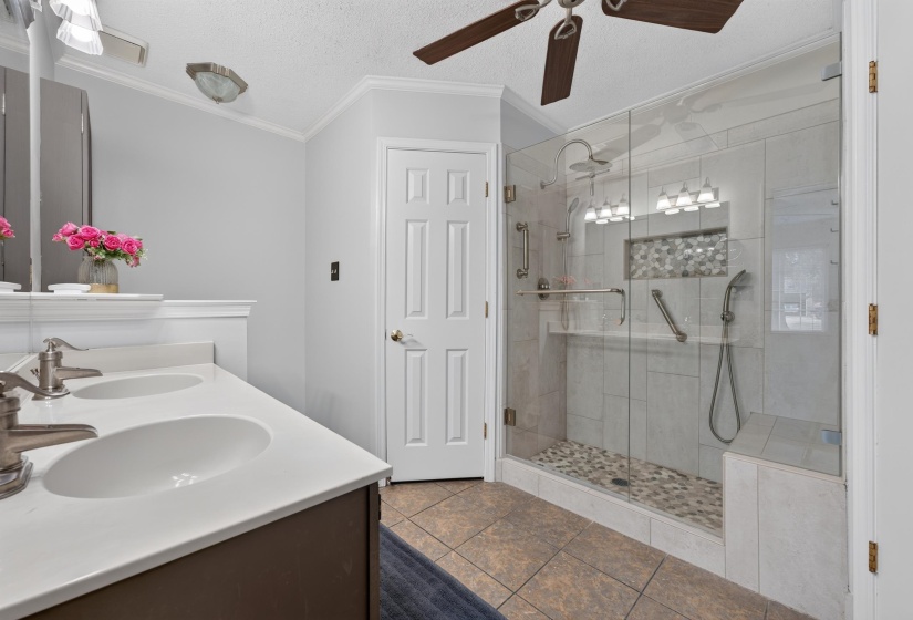 676 RHETTS WAY, Collierville, Tennessee 38017, 4 Bedrooms Bedrooms, 7 Rooms Rooms,2.1 BathroomsBathrooms,Residential,For Sale,RHETTS,10224724
