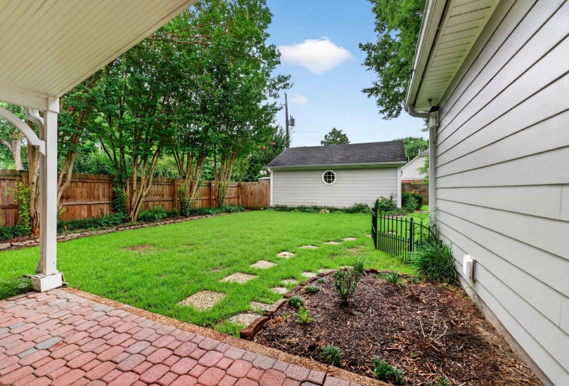 676 RHETTS WAY, Collierville, Tennessee 38017, 4 Bedrooms Bedrooms, 7 Rooms Rooms,2.1 BathroomsBathrooms,Residential,For Sale,RHETTS,10224724