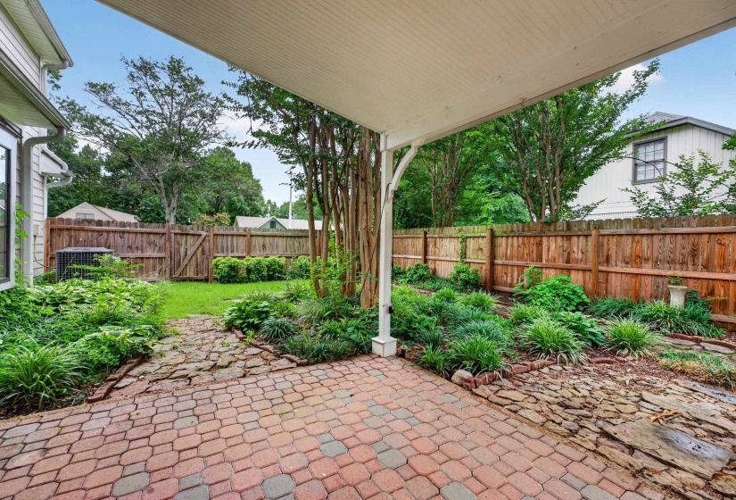 676 RHETTS WAY, Collierville, Tennessee 38017, 4 Bedrooms Bedrooms, 7 Rooms Rooms,2.1 BathroomsBathrooms,Residential,For Sale,RHETTS,10224724