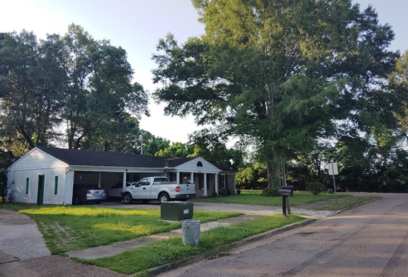 8160 LEIGHTON LN, Millington, Tennessee 38053, 3 Bedrooms Bedrooms, 5 Rooms Rooms,1 BathroomBathrooms,Residential,For Sale,LEIGHTON,10224725