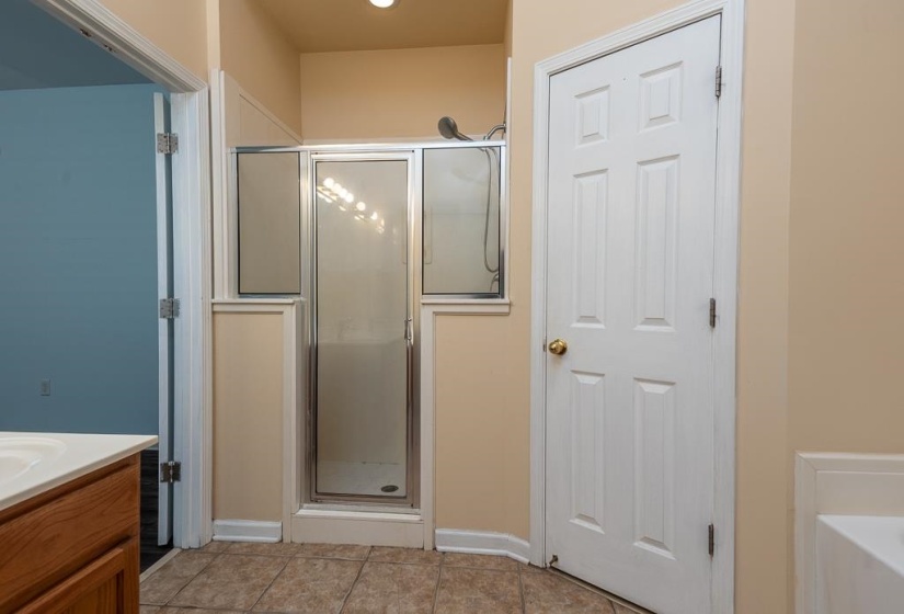 1317 ISLAND PL, Memphis, Tennessee 38103, 3 Bedrooms Bedrooms, 6 Rooms Rooms,2.1 BathroomsBathrooms,Residential,For Sale,ISLAND,10224726