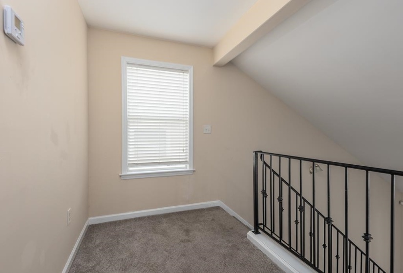 1317 ISLAND PL, Memphis, Tennessee 38103, 3 Bedrooms Bedrooms, 6 Rooms Rooms,2.1 BathroomsBathrooms,Residential,For Sale,ISLAND,10224726