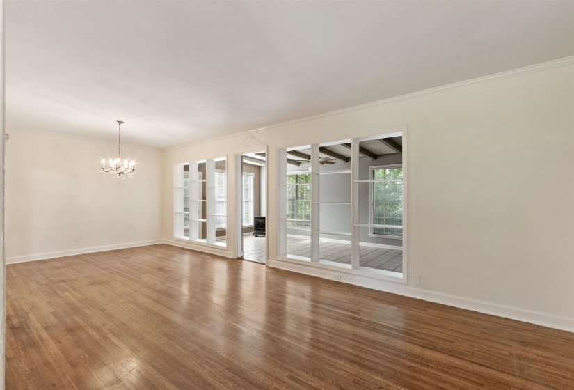 4967 NEWHAVEN AVE, Memphis, Tennessee 38117, 3 Bedroom Bedrooms, 8 Room Rooms,2 BathroomBathrooms,Residential,For Sale,NEWHAVEN,0,10224730