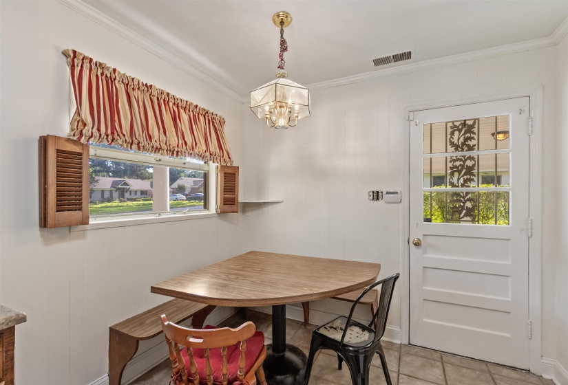 4967 NEWHAVEN AVE, Memphis, Tennessee 38117, 3 Bedroom Bedrooms, 8 Room Rooms,2 BathroomBathrooms,Residential,For Sale,NEWHAVEN,0,10224730