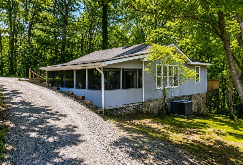 140 MALLARD RD, Counce, Tennessee 38326, 3 Bedrooms Bedrooms, 6 Rooms Rooms,2 BathroomsBathrooms,Residential,For Sale,MALLARD,10224733