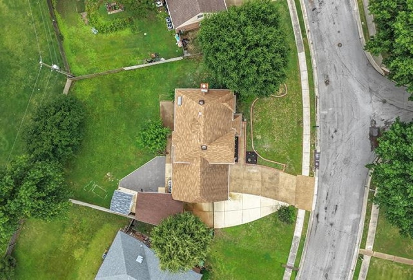 8297 KING WILLIAM ST, Cordova, Tennessee 38016, 4 Bedroom Bedrooms, 4 Room Rooms,2.1 BathroomBathrooms,Residential,For Sale,KING WILLIAM,0,10224739