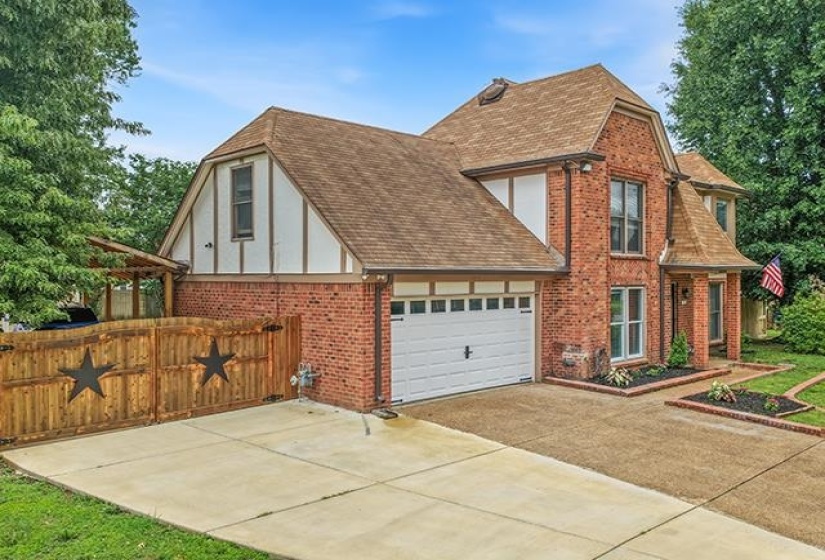 8297 KING WILLIAM ST, Cordova, Tennessee 38016, 4 Bedroom Bedrooms, 4 Room Rooms,2.1 BathroomBathrooms,Residential,For Sale,KING WILLIAM,0,10224739