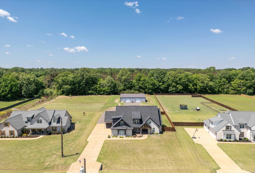 4325 JENNY LN, Hernando, Mississippi 38632, 4 Bedrooms Bedrooms, 8 Rooms Rooms,3.1 BathroomsBathrooms,Residential,For Sale,JENNY,10224746