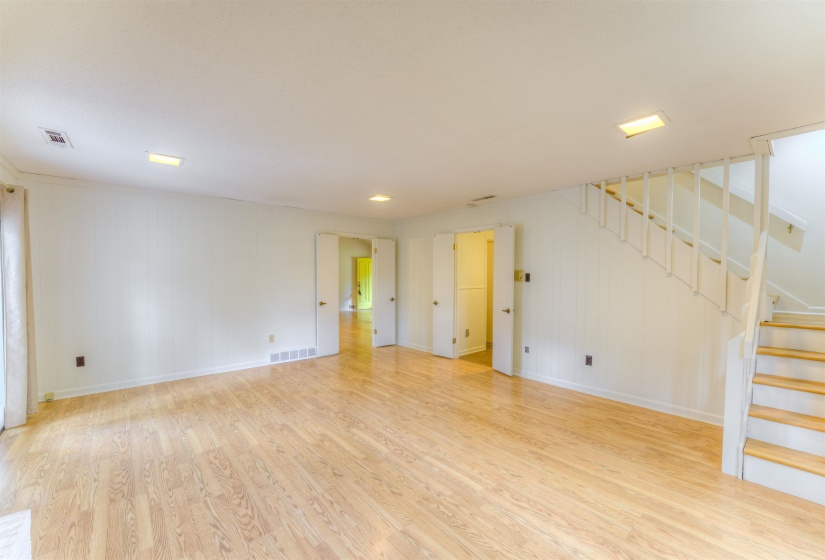2193 WOODRUFF DR, Germantown, Tennessee 38138, 5 Bedrooms Bedrooms, 9 Rooms Rooms,3.1 BathroomsBathrooms,Residential,For Sale,WOODRUFF,10224748