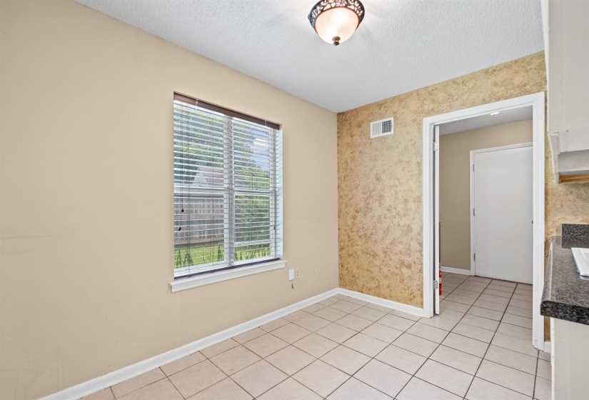 1032 GREENCLIFF RD, Collierville, Tennessee 38017, 3 Bedrooms Bedrooms, 6 Rooms Rooms,1.1 BathroomsBathrooms,Residential,For Sale,GREENCLIFF,10224752
