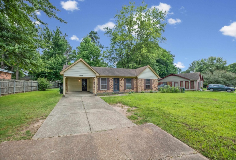 1032 GREENCLIFF RD, Collierville, Tennessee 38017, 3 Bedrooms Bedrooms, 6 Rooms Rooms,1.1 BathroomsBathrooms,Residential,For Sale,GREENCLIFF,10224752