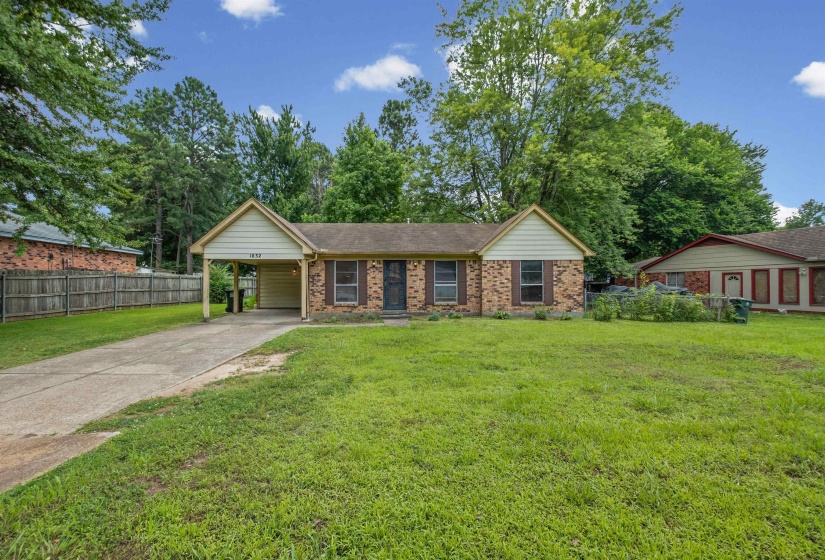 1032 GREENCLIFF RD, Collierville, Tennessee 38017, 3 Bedrooms Bedrooms, 6 Rooms Rooms,1.1 BathroomsBathrooms,Residential,For Sale,GREENCLIFF,10224752