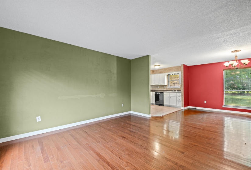1032 GREENCLIFF RD, Collierville, Tennessee 38017, 3 Bedrooms Bedrooms, 6 Rooms Rooms,1.1 BathroomsBathrooms,Residential,For Sale,GREENCLIFF,10224752