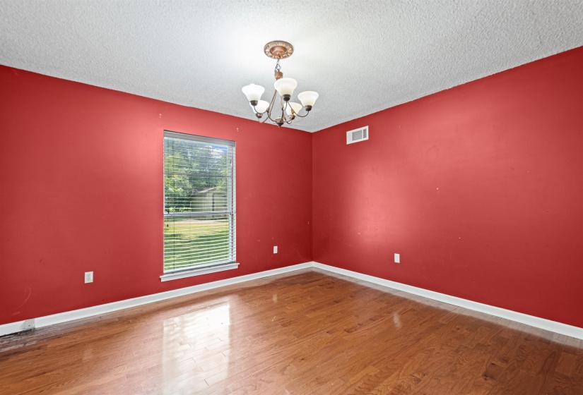 1032 GREENCLIFF RD, Collierville, Tennessee 38017, 3 Bedrooms Bedrooms, 6 Rooms Rooms,1.1 BathroomsBathrooms,Residential,For Sale,GREENCLIFF,10224752