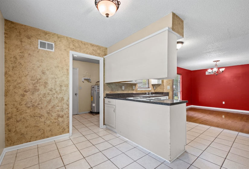1032 GREENCLIFF RD, Collierville, Tennessee 38017, 3 Bedrooms Bedrooms, 6 Rooms Rooms,1.1 BathroomsBathrooms,Residential,For Sale,GREENCLIFF,10224752