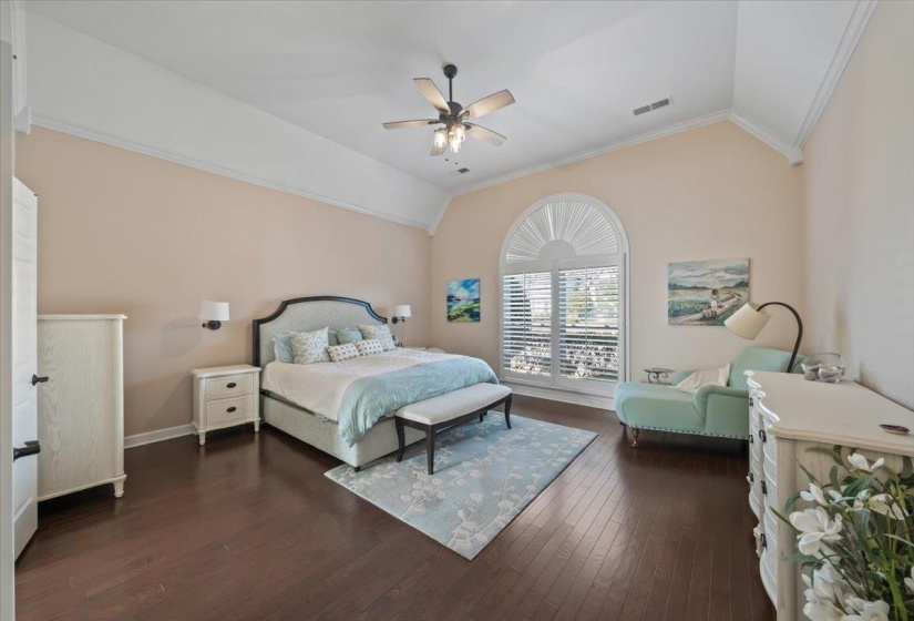 6491 MASSEY POINTE CV, Memphis, Tennessee 38120, 5 Bedrooms Bedrooms, 10 Rooms Rooms,3.1 BathroomsBathrooms,Residential,For Sale,MASSEY POINTE,10224758
