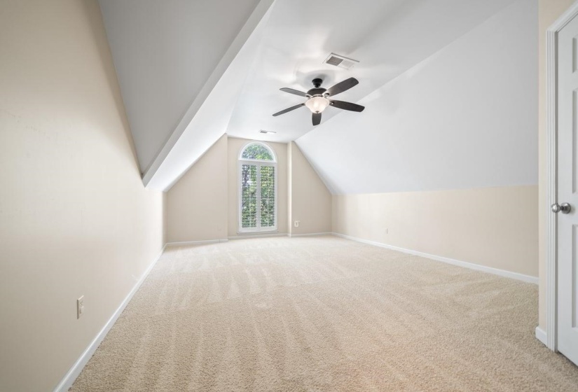 6491 MASSEY POINTE CV, Memphis, Tennessee 38120, 5 Bedrooms Bedrooms, 10 Rooms Rooms,3.1 BathroomsBathrooms,Residential,For Sale,MASSEY POINTE,10224758