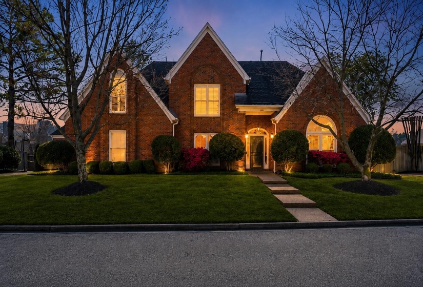 6491 MASSEY POINTE CV, Memphis, Tennessee 38120, 5 Bedrooms Bedrooms, 10 Rooms Rooms,3.1 BathroomsBathrooms,Residential,For Sale,MASSEY POINTE,10224758
