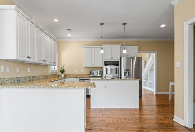 6491 MASSEY POINTE CV, Memphis, Tennessee 38120, 5 Bedrooms Bedrooms, 10 Rooms Rooms,3.1 BathroomsBathrooms,Residential,For Sale,MASSEY POINTE,10224758
