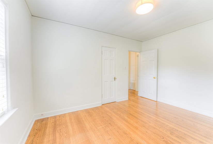 149 HOLMES ST, Memphis, Tennessee 38111, 2 Bedrooms Bedrooms, 5 Rooms Rooms,1 BathroomBathrooms,Residential,For Sale,HOLMES,10224759