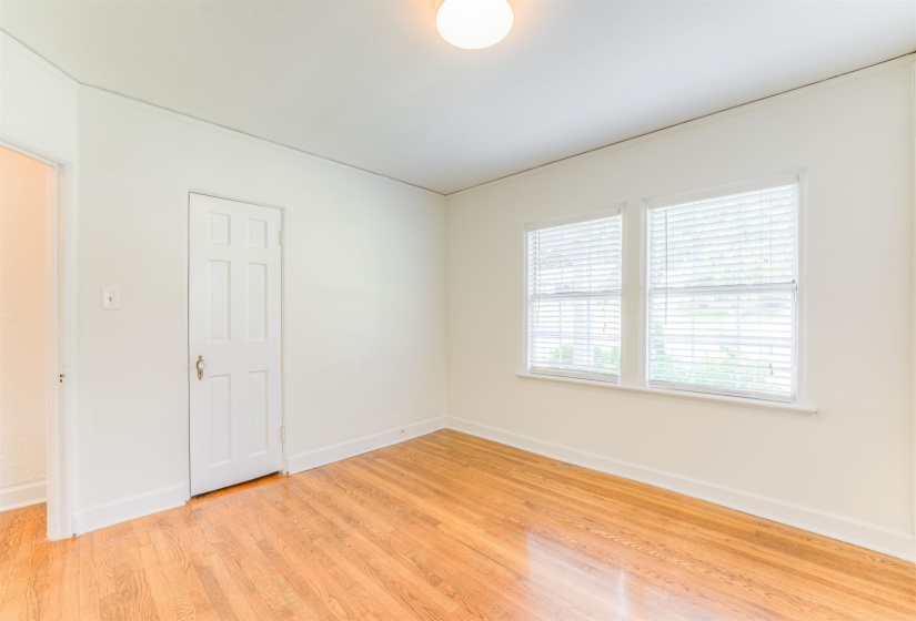 149 HOLMES ST, Memphis, Tennessee 38111, 2 Bedrooms Bedrooms, 5 Rooms Rooms,1 BathroomBathrooms,Residential,For Sale,HOLMES,10224759