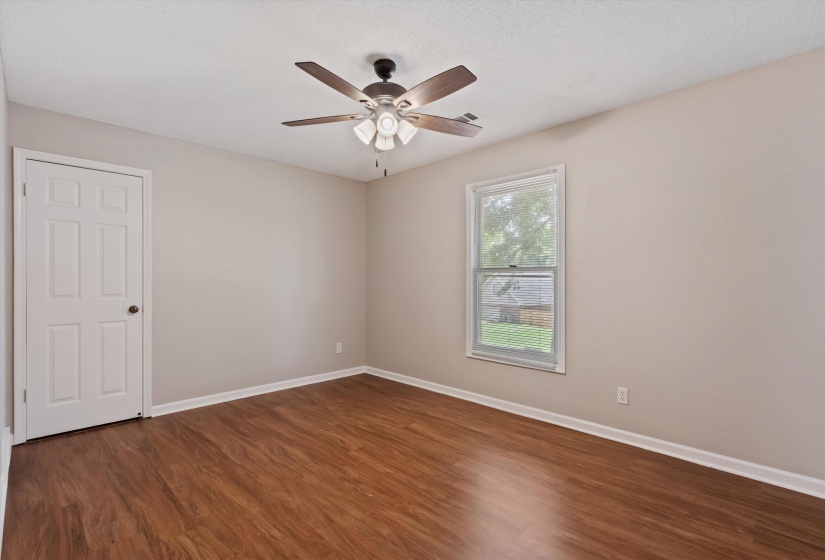 856 WOOD SHADOWS DR, Memphis, Tennessee 38018, 4 Bedrooms Bedrooms, 7 Rooms Rooms,2.1 BathroomsBathrooms,Residential,For Sale,WOOD SHADOWS,10224767