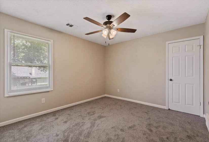 856 WOOD SHADOWS DR, Memphis, Tennessee 38018, 4 Bedrooms Bedrooms, 7 Rooms Rooms,2.1 BathroomsBathrooms,Residential,For Sale,WOOD SHADOWS,10224767