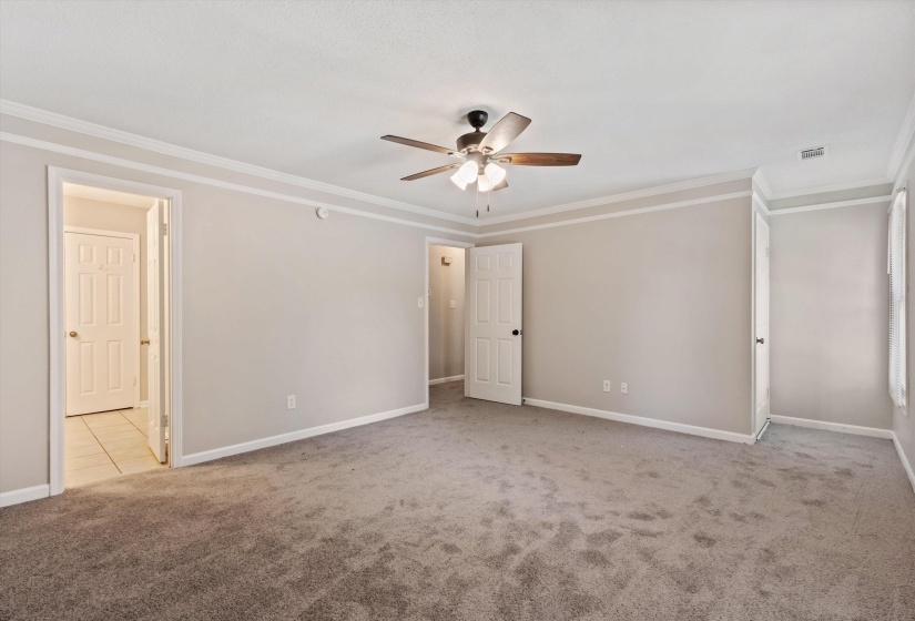856 WOOD SHADOWS DR, Memphis, Tennessee 38018, 4 Bedrooms Bedrooms, 7 Rooms Rooms,2.1 BathroomsBathrooms,Residential,For Sale,WOOD SHADOWS,10224767