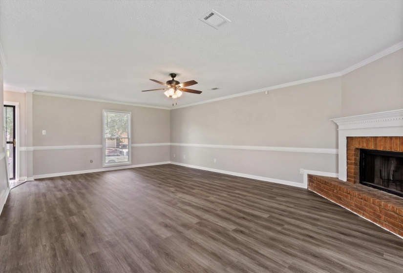 856 WOOD SHADOWS DR, Memphis, Tennessee 38018, 4 Bedrooms Bedrooms, 7 Rooms Rooms,2.1 BathroomsBathrooms,Residential,For Sale,WOOD SHADOWS,10224767