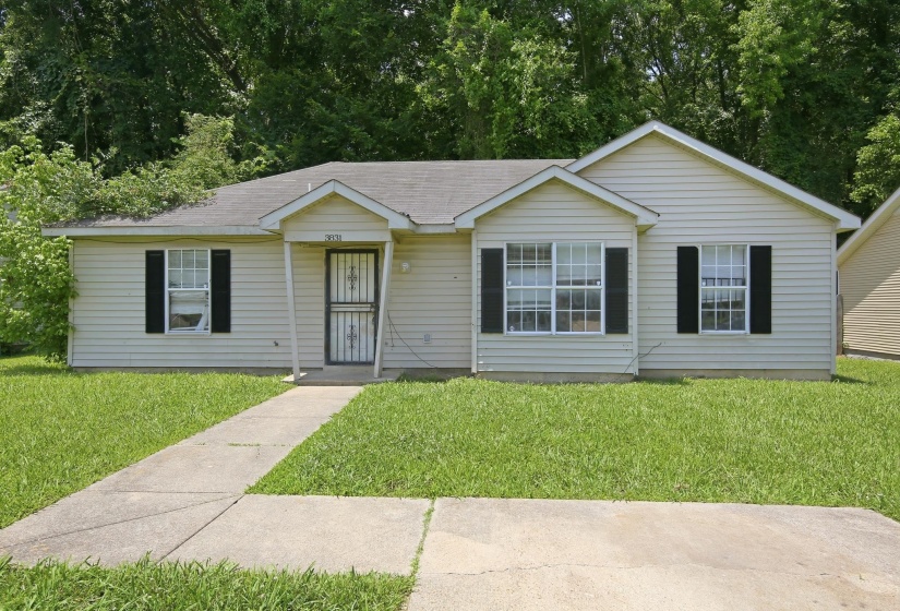 3831 BLACK FORREST DR, Memphis, Tennessee 38128, 3 Bedrooms Bedrooms, 5 Rooms Rooms,2 BathroomsBathrooms,Residential,For Sale,BLACK FORREST,10224770