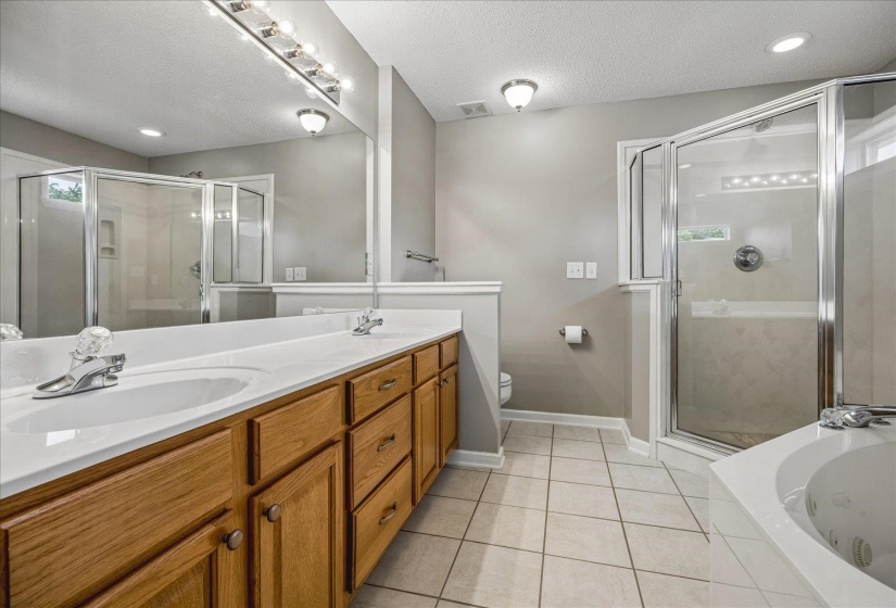 11634 BELLE MANOR DR, Arlington, Tennessee 38002, 4 Bedrooms Bedrooms, 8 Rooms Rooms,3 BathroomsBathrooms,Residential,For Sale,BELLE MANOR,10224771