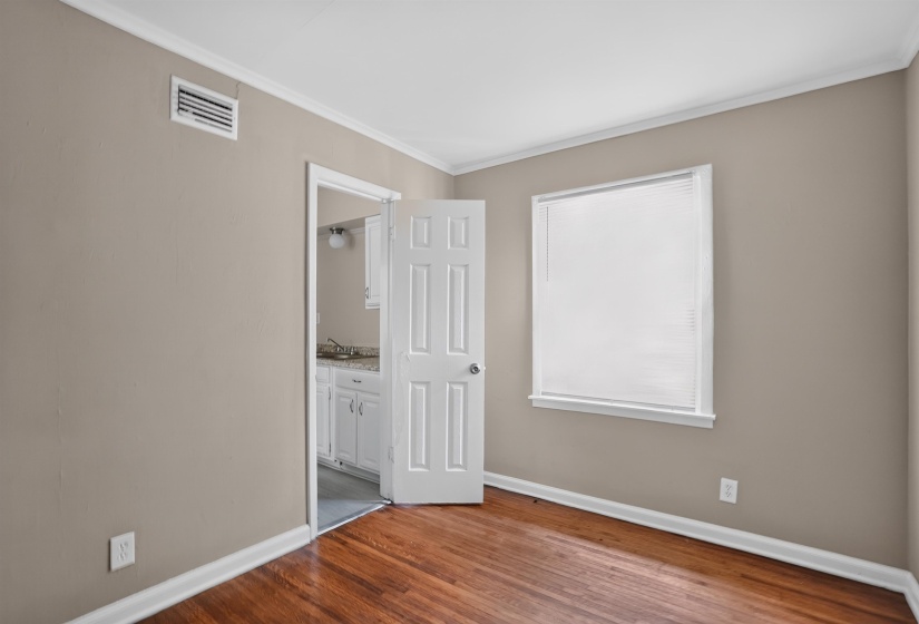 2003 BURNHAM AVE, Memphis, Tennessee 38127, 3 Bedrooms Bedrooms, 6 Rooms Rooms,1 BathroomBathrooms,Residential,For Sale,BURNHAM,10224772